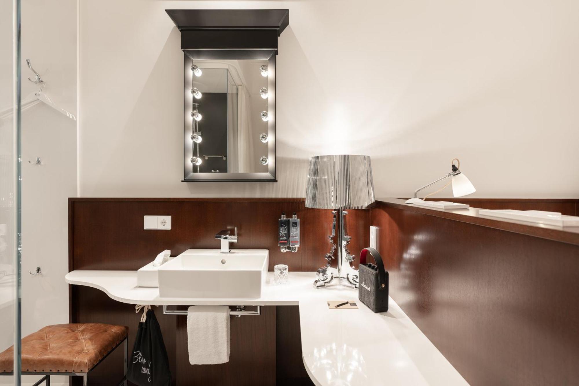 Ruby Louise Hotel Frankfurt Франкфурт-на-Майне Экстерьер фото